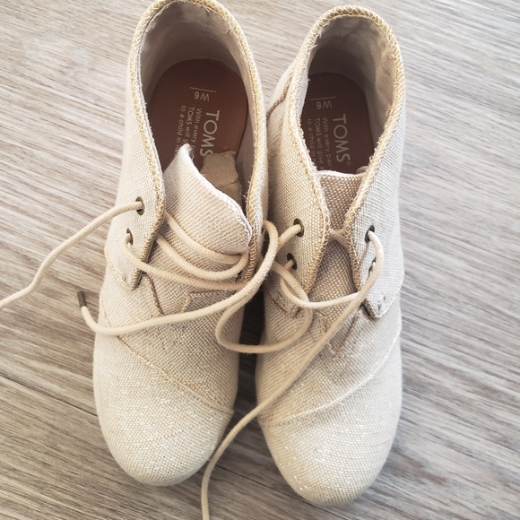 NEW WEDGE TOMS - Picture 1 of 5